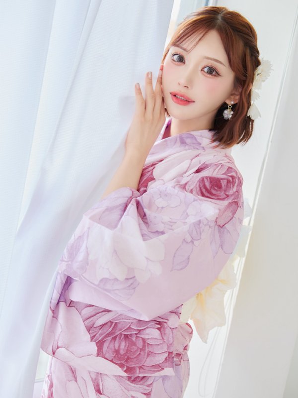 モデル：明日花キララ　身長：162cm　着用サイズ：Fサイズ