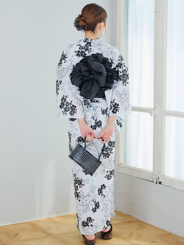 画像13: 【即日発送】ホワイトブラック桜柄浴衣 【浴衣3点セット 浴衣/帯/下駄】 [YMT/o] (13)