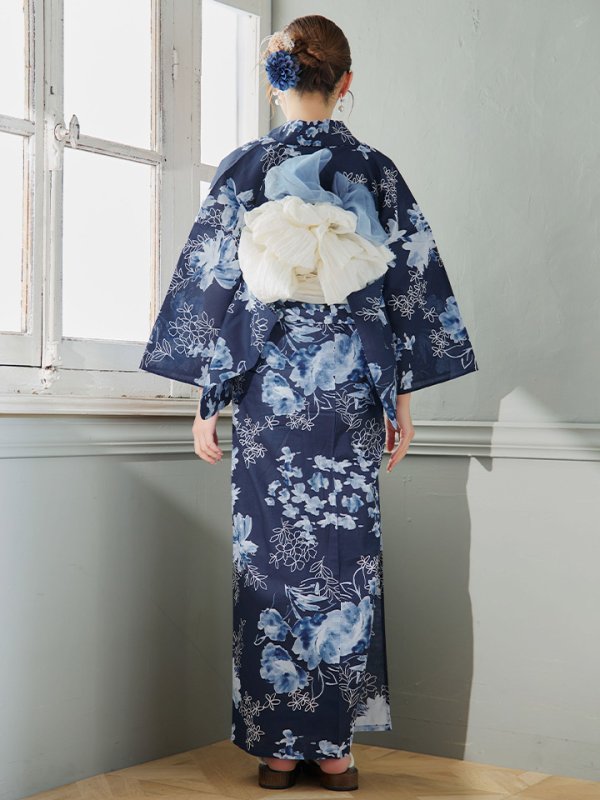 モデル:橋本甜歌 身長163cm 着用サイズ:Fサイズ