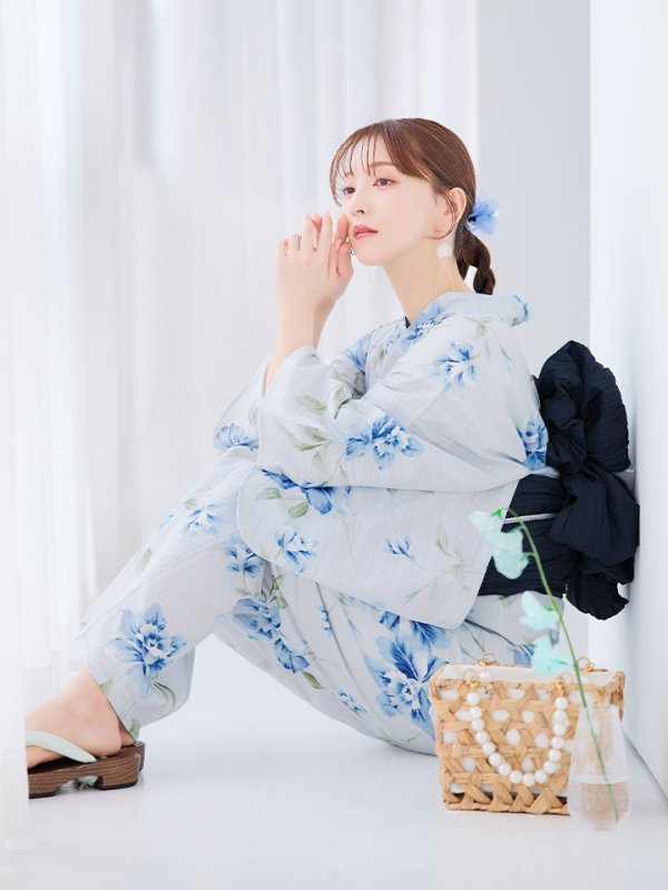 モデル:麻亜里 身長:160cm 着用サイズ:Fサイズ