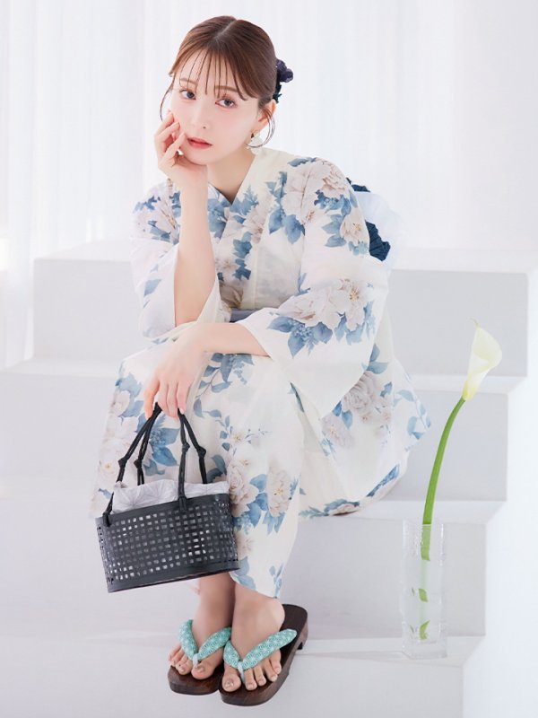 モデル：麻亜里　身長：160cm　着用サイズ：Fサイズ