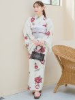 画像3: 白紅椿柄浴衣【浴衣３点セット 浴衣/帯/下駄】OBI-g-500-kj-7-GYGE / HIMO-902-kj-5-RosePK / HEKO-800-sb-5-W / YA-1002-kj-R / GETA-02-ok-7-R / [YMT] (3)