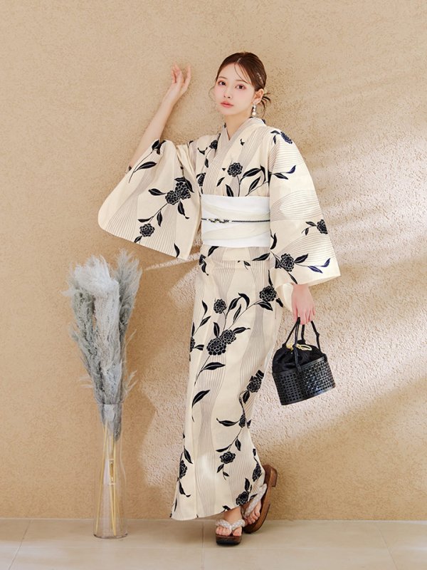 モデル：PyunA.(ぴょな)　身長160cm　着用サイズ：Fサイズ