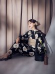 画像9: 【即日発送】ピオニーブラック花柄浴衣【浴衣３点セット 浴衣/帯/下駄】[YMT] (9)