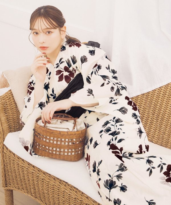 画像10: 【即日発送】水彩和モダン花柄浴衣 【浴衣3点セット 浴衣/帯/下駄】 [YMT/o] (10)