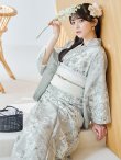 画像1: 【予約 / 5月下旬発送予定】クラシカルグレイッシュフラワー浴衣 OBI-siwa-204-wk-12-OW / HIMO-900-yn-7-MOC / HEKO-800-sb-5-W / YA-1077-wk-W / GETA-02-ok-4-MOC/ [y/OF01] (1)