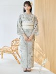 画像4: 【予約 / 5月下旬発送予定】クラシカルグレイッシュフラワー浴衣 OBI-siwa-204-wk-12-OW / HIMO-900-yn-7-MOC / HEKO-800-sb-5-W / YA-1077-wk-W / GETA-02-ok-4-MOC/ [y/OF01] (4)