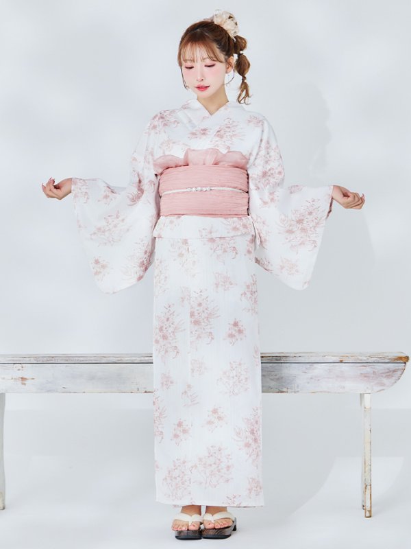 モデル：三上悠亜　身長159cm　着用サイズ：Fサイズ