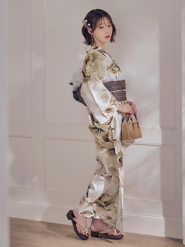 モデル：天海りこ　身長：156cm