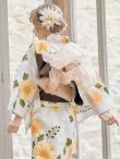 画像8: 【浴衣セール】【浴衣】白地に黄色い花浴衣セット（OBI-hira-100-ok-2-BRxBE/ HIMO-900-yn-7-MOC/ Yobi-030-BR /GETA-02-ok-2-IV）[YMT] (8)