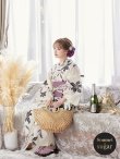 画像2: 【即日発送！】【浴衣】白地×百合柄浴衣 【浴衣３点セット 浴衣/帯/下駄】(OBI-hira-100-ok-7-PLMxW / HIMO-900-yn-1-BK / HEKO-800-sb-3-BR / GETA-02-ok-6-PL ）[YMT] (2)