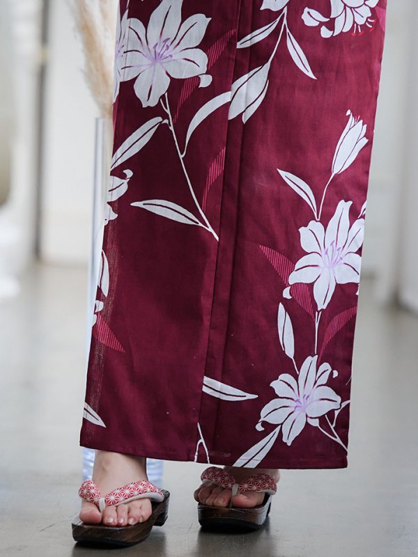 画像7: 【即日発送】【浴衣】エンジ×モダンハイビスカス浴衣 【浴衣３点セット 浴衣/帯/下駄】[YMT] (7)