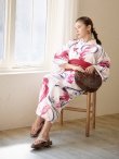 画像13: 【即日発送】【浴衣】白地×流線金魚浴衣 siwa23 / HIMO-900-yn-1-BK / YA-1081-kj-P / HEKO-800-sb-5-W / GETA-02-ok-7-R [YMT] (13)