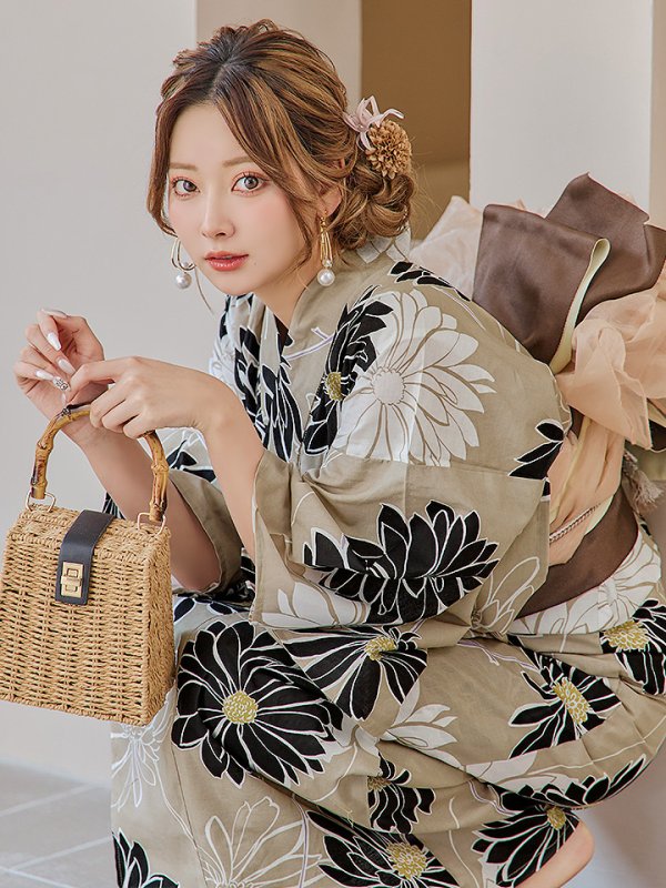 画像18: 【即日発送】レトロモダンマーガレット浴衣【浴衣３点セット 浴衣/帯/下駄】[YMT] (18)