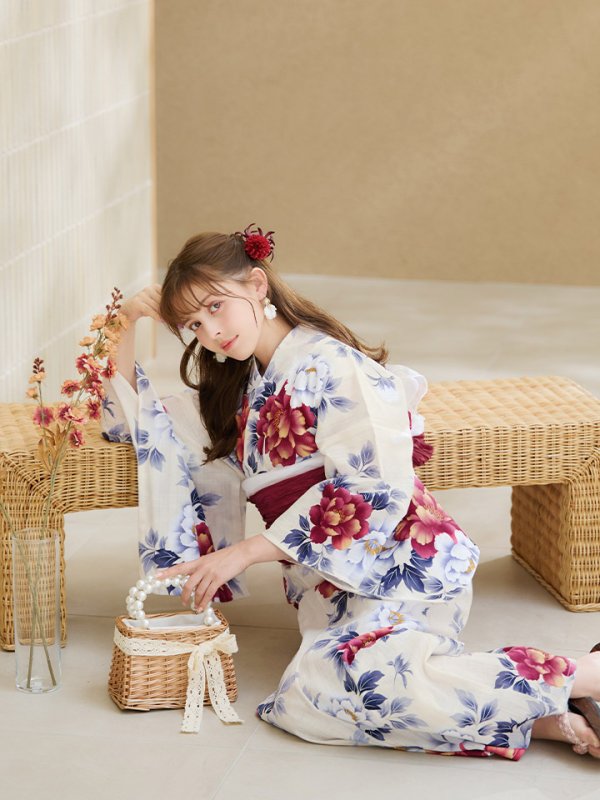 画像17: 【即日発送】ホワイト×レッド牡丹浴衣【浴衣３点セット 浴衣/帯/下駄】[OF04] (17)