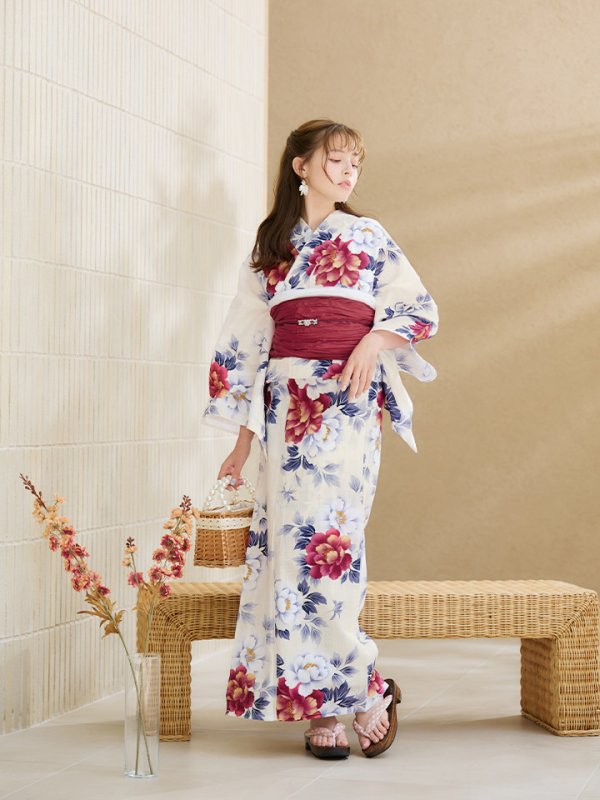 画像5: 【即日発送】ホワイト×レッド牡丹浴衣【浴衣３点セット 浴衣/帯/下駄】[OF04] (5)