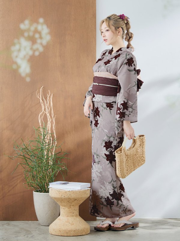 画像10: 【即日発送】ブラウンパープルリリー浴衣【浴衣３点セット 浴衣/帯/下駄】[YMT] (10)