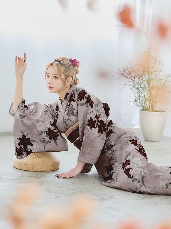 画像15: 【即日発送】ブラウンパープルリリー浴衣【浴衣３点セット 浴衣/帯/下駄】[YMT] (15)