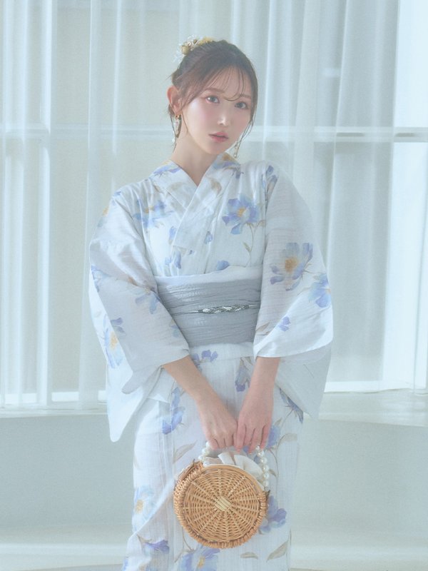 画像5: 【浴衣セール！】【即日発送！】ホワイト×アイシーフラワー浴衣【浴衣３点セット 浴衣/帯/下駄】[YMT] (5)
