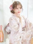 画像14: 【即日発送】ピンクベージュ×ホワイトローズ浴衣 【浴衣３点セット 浴衣/帯/下駄】 siwa-36ok / HIMO-903-kj-W / HEKO-800-sb-5-WH / YA-74-kn-P / YA-1017-am-W / GETA-02-ok-5-P / [YMT] (14)