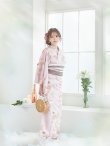 画像7: 【即日発送】ピンクベージュ×ホワイトローズ浴衣 【浴衣３点セット 浴衣/帯/下駄】 siwa-36ok / HIMO-903-kj-W / HEKO-800-sb-5-WH / YA-74-kn-P / YA-1017-am-W / GETA-02-ok-5-P / [YMT] (7)