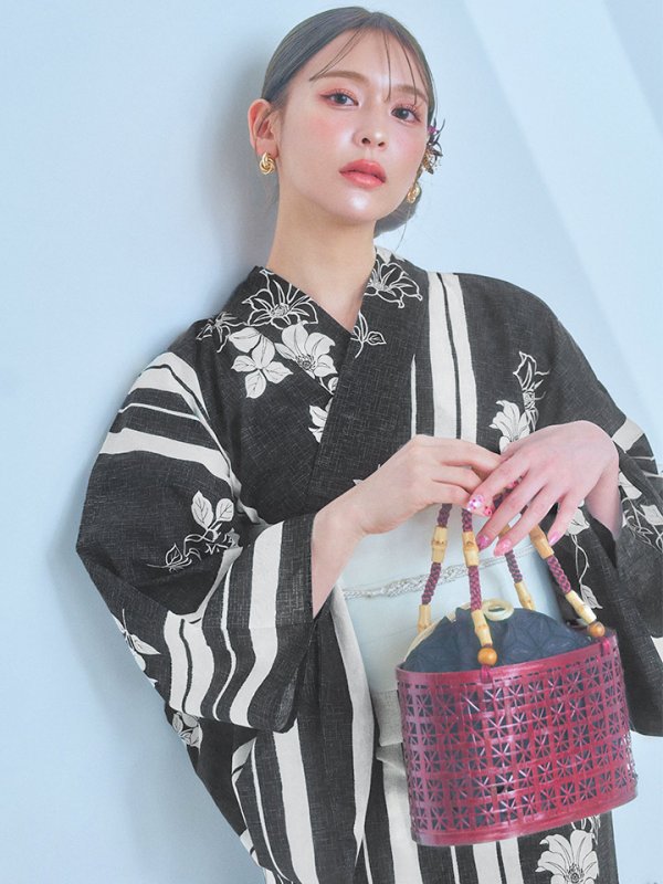 画像3: 【即日発送！】ストライプ×フラワーレトロ浴衣【浴衣３点セット 浴衣/帯/下駄】[YMT] (3)