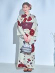 画像4: 【即日発送】ホワイト＆レッド椿浴衣【浴衣３点セット 浴衣/帯/下駄】OBI-siwa-200-kj-7-RoseWI / HIMO-902-kj-5-RosePK / HEKO-800-sb-5-WH / YA-1027-wk-R / GETA-02-ok-8-RoseP/ [YMT] (4)