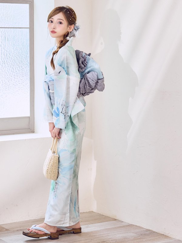 モデル：みあ　身長：147cm　着用サイズ：フリー