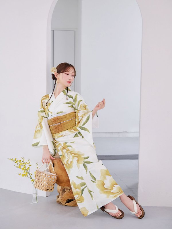 モデル：菅野結以　身長：163cm