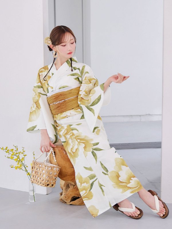 モデル：菅野結以　身長：163cm