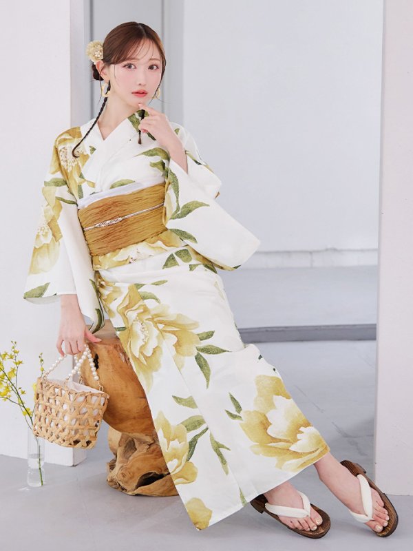 モデル：菅野結以　身長：163cm