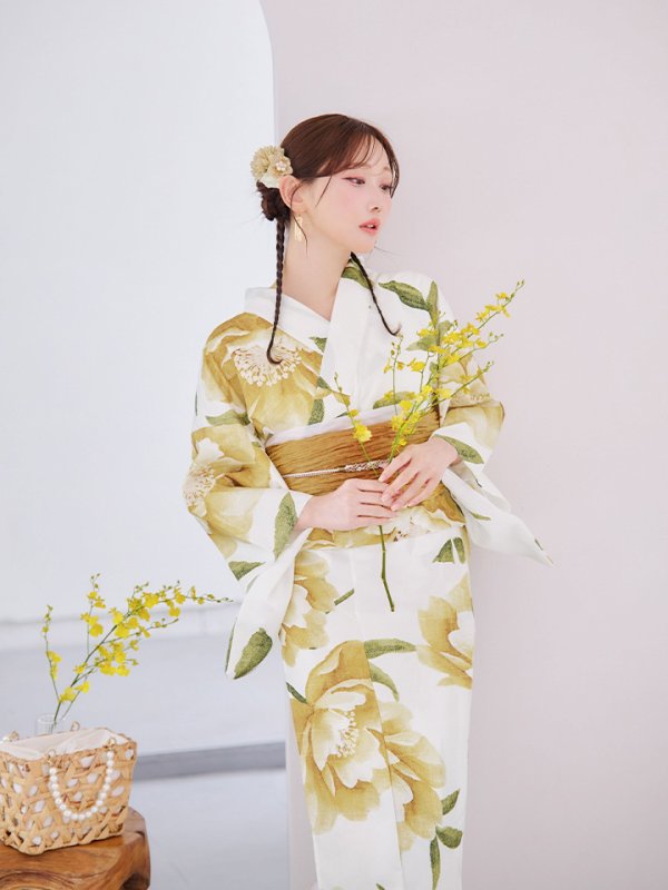 モデル：菅野結以　身長：163cm