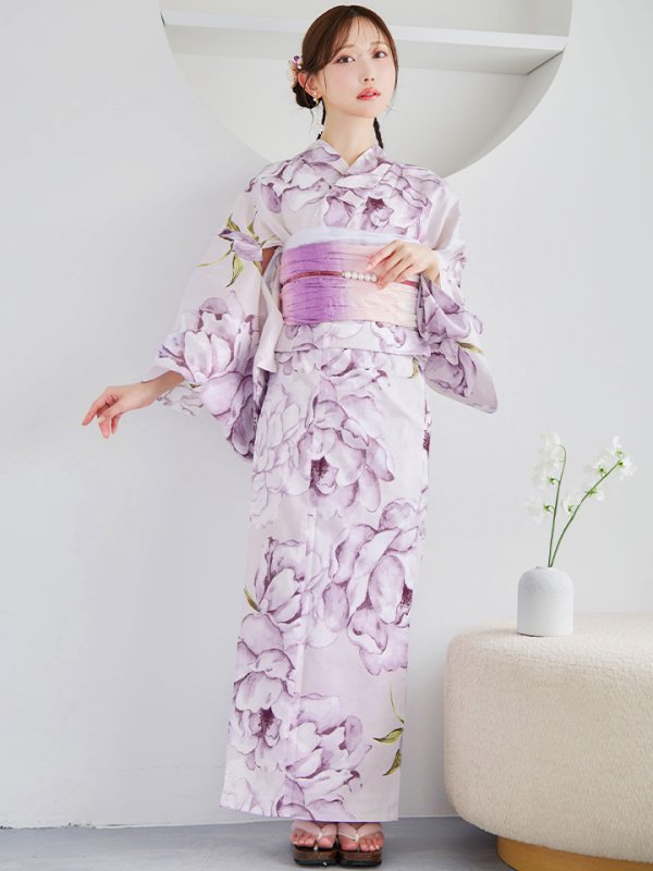 モデル：菅野結以　身長：163cm