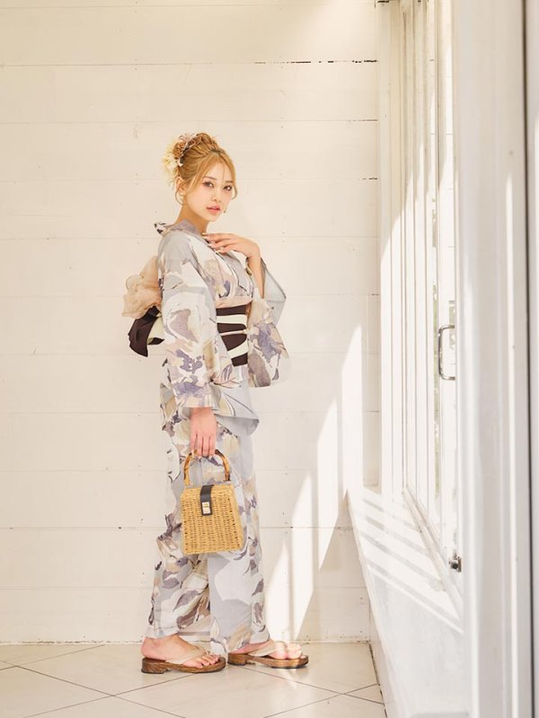 モデル：るあな