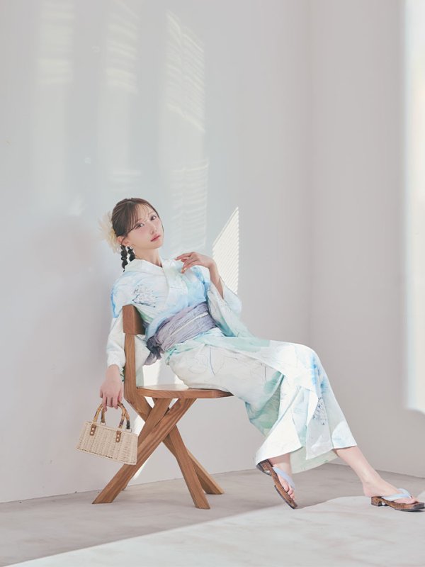 モデル：菅野結以 身長：163cm