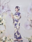 画像3: ネイビークラシカルフラワー浴衣【浴衣３点セット 浴衣/帯/下駄】OBI-hira-100-ok-1-BE / HIMO-900-yn-3-GYxGD / GETA-01-kj-3-IV/ [YMT] (3)