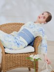 画像2: 【予約 / 5月上旬発送予定】グラデーションブルー牡丹和モダン浴衣 OBI-lame-400-kj-12-TrBL / HIMO-900-yn-5-IV / HEKO-800-sb-5-W / YA-1001-kj-BL / GETA-01-kj-2-BL / [o/YMT] (2)
