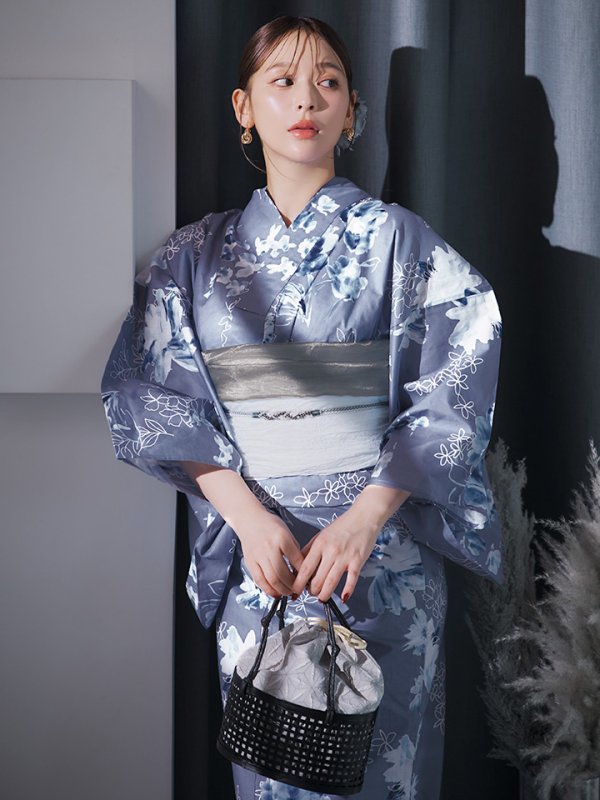 画像2: 【即日発送】グレイ×モードフラワー浴衣【浴衣３点セット 浴衣/帯/下駄】[YMT] (2)