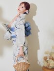 画像11: 水墨画百合柄浴衣【浴衣３点セット 浴衣/帯/下駄】OBI-hira-100-ok-4-DusBL / HIMO-900-yn-5-IV  / HEKO-800-sb-8-DusBL / YA-73-kn-GY / GETA-01-kj-2-BL/ [YMT] (11)