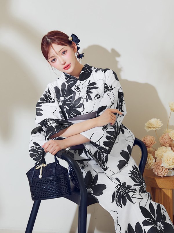 画像5: 【即日発送】モノトーンフラワーレトロモダン浴衣【浴衣３点セット 浴衣/帯/下駄】[YMT] (5)