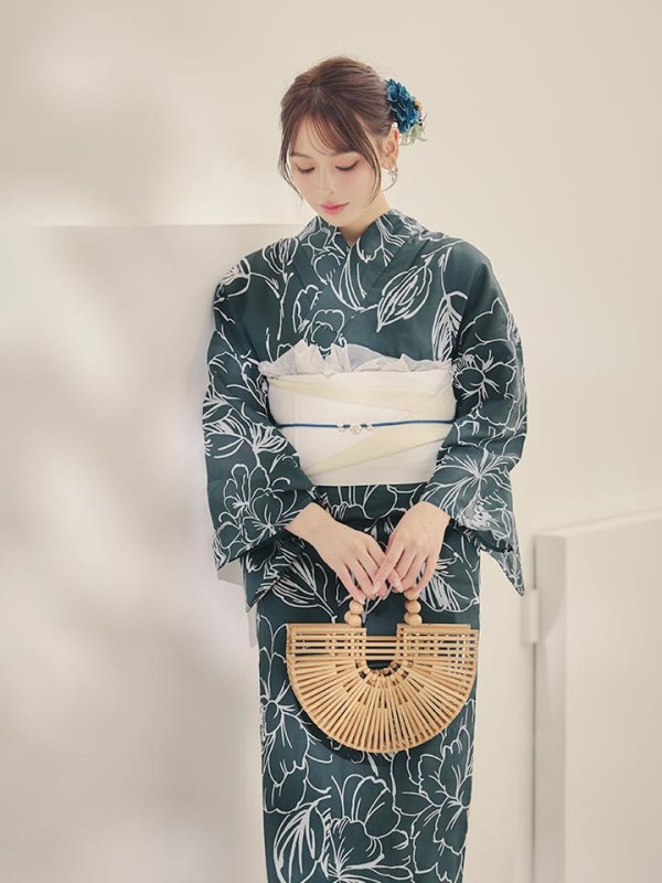 モデル：kie　身長158cm　着用サイズ：Fサイズ