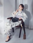 画像6: 【予約 / 5月下旬発送予定】モノトーンフラワー浴衣 OBI-g-500-kj-8-GY / HIMO-900-yn-3-GYxGD / YA-1086-wk-B / GETA-02-ok-4-MOC/ [y/OF01] (6)