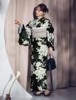 画像12: 【予約 / 5月下旬発送予定】ブラック線画フラワー浴衣 OBI-siwa-204-wk-8-BE / HIMO-900-yn-1-B / HEKO-800-sb-5-W / YA-1016-kj-CL / GETA-02-ok-4-MOC/ [yo/OF01] (12)