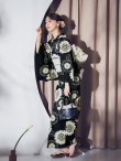 画像13: 【予約 / 5月下旬発送予定】向日葵柄黒色浴衣 OBI-siwa-204-wk-12-OW / HIMO-900-yn-1-B / YA-1066-kj-IV / GETA-02-ok-4-MOC / [y/OF01] (13)