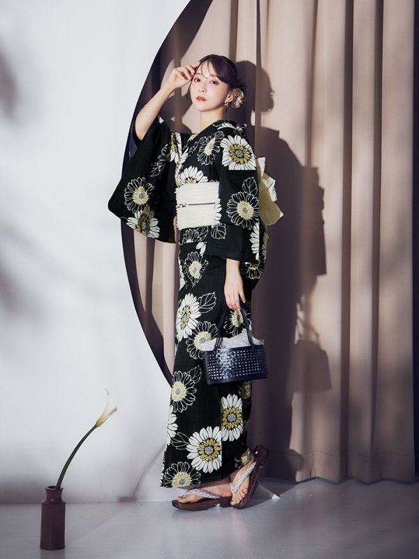 画像17: 【即日発送】【NIGHTS掲載】向日葵柄黒色浴衣【浴衣３点セット 浴衣/帯/下駄】[OF04] (17)