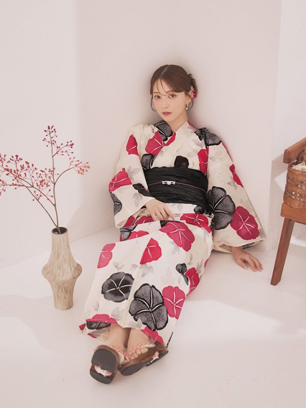 画像8: 【即日発送】紅色と黒の朝顔柄浴衣 【浴衣3点セット 浴衣/帯/下駄】 [YMT/o] (8)