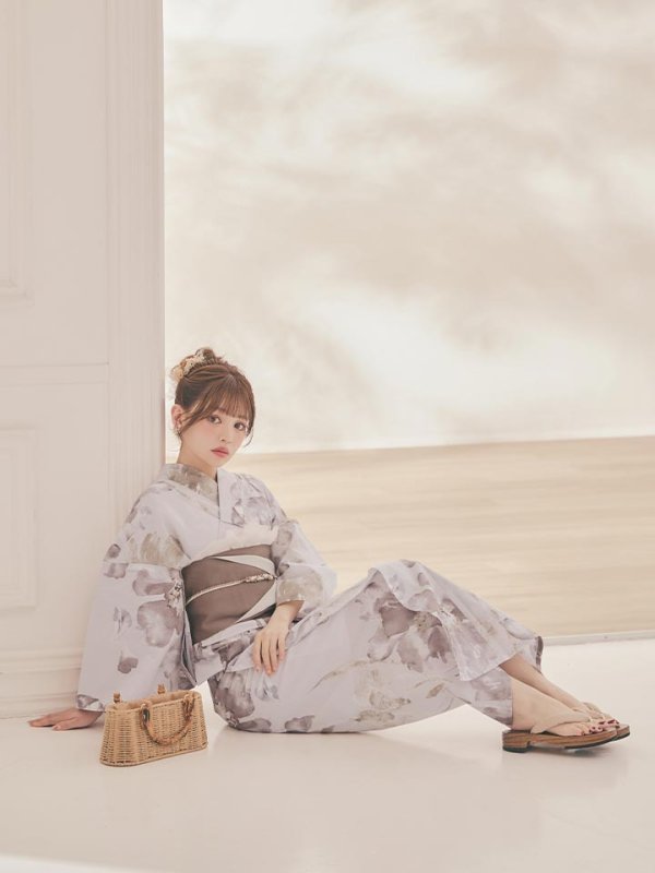 モデル：吉木千沙都(ちぃぽぽ)　身長：158cm　着用サイズ：Fサイズ