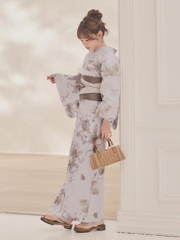 モデル：吉木千沙都(ちぃぽぽ)　身長：158cm　着用サイズ：Fサイズ