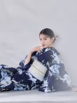 画像14: 送料無料！ネイビーリリーフラワー浴衣【浴衣３点セット 浴衣/帯/下駄】[OF04]【予約 / 5月下旬発送予定】 (14)