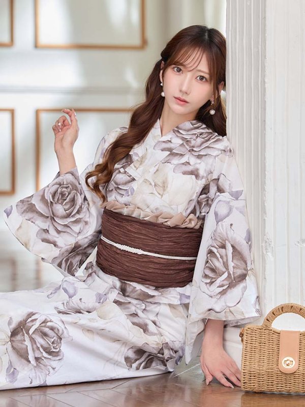 モデル：あすか 身長：170cm 着用サイズ：Fサイズ